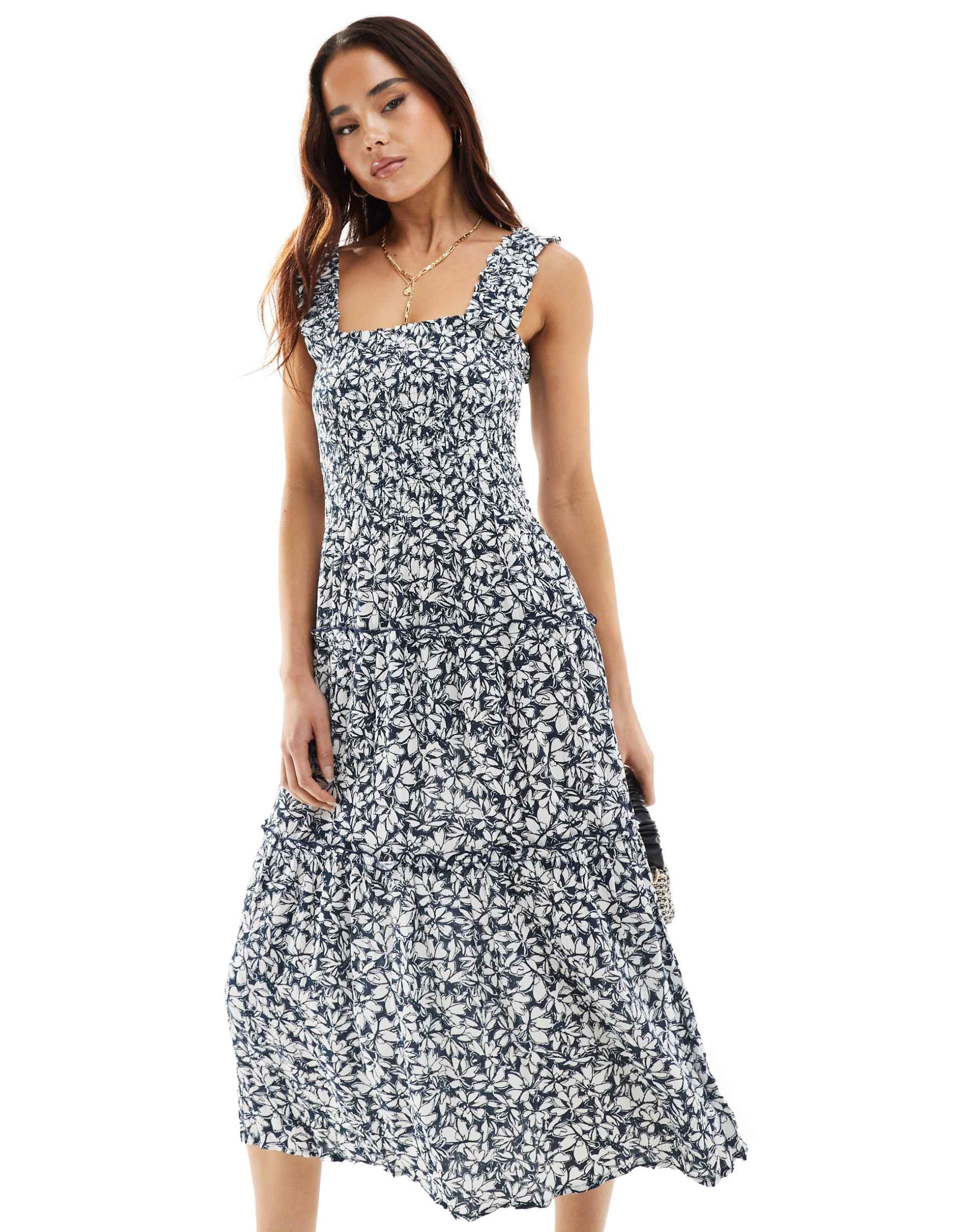 vero moda shirred cami midi dress in navy blue floral