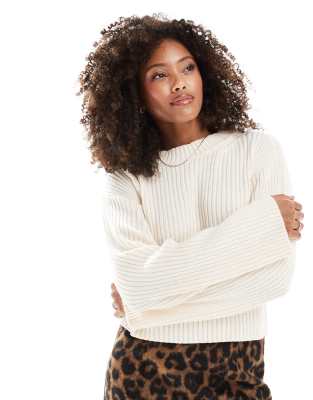 short chunky ribbed sweater in cream-White