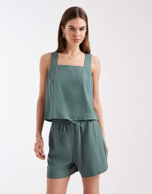 Vero Moda - Short d'ensemble en aspect lin avec taille froncée haute à cordon de serrage - Vert