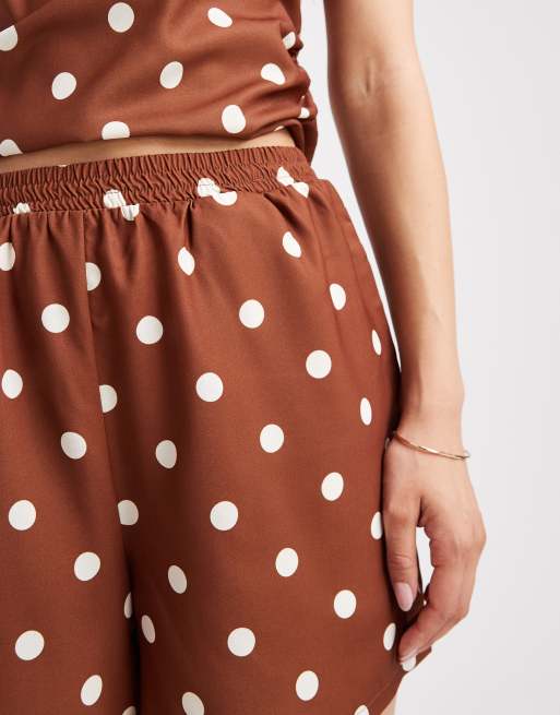 Vero Moda - Short met wijde pijpen en stippenprint, deel van co-ord set, 4 van 5