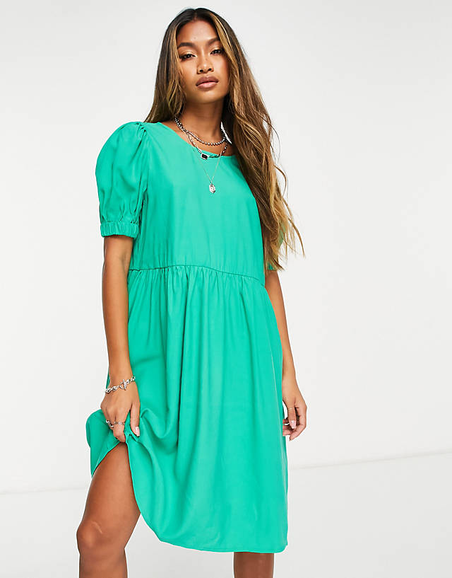 Vero Moda - short sleeve round neck mini tea dress in green