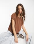 [Vero Moda] Vero Moda short sleeve t-shirt in brown-Multi XS BROWN