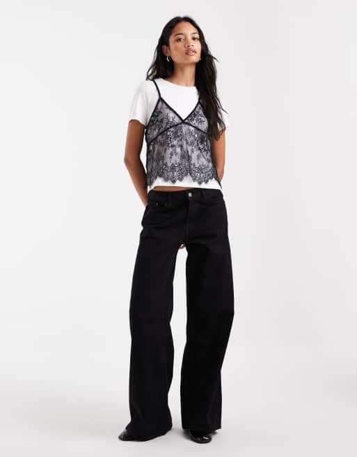 Vero Moda short sleeve t-shirt with lace cami overlay in white, 2 of 4