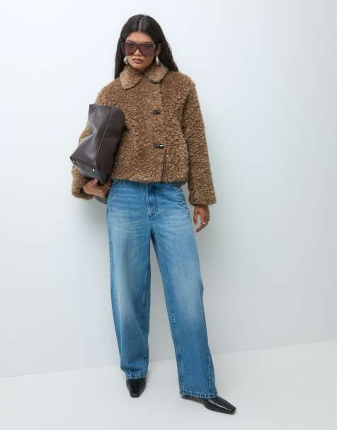 Vero Moda short teddy jacket with toggle closure in beige - view 1