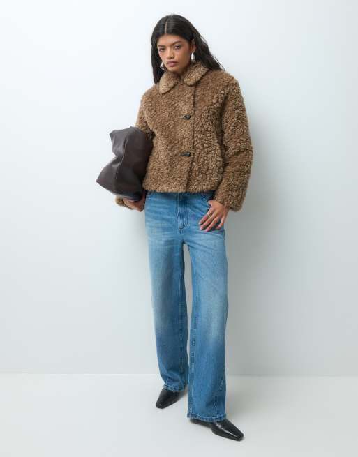 Vero Moda short teddy jacket with toggle closure in beige, 5 of 5