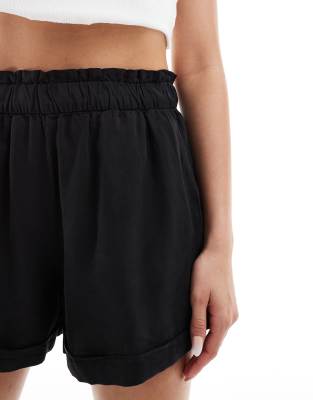 Vero Moda silky waisted shorts in black