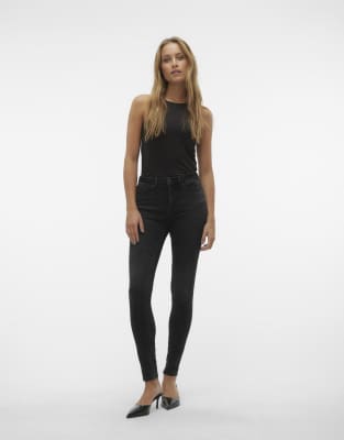 Vero Moda - Skinny-Jeans in Schwarz