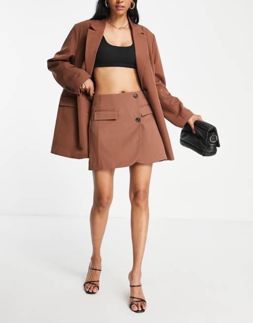 Vero Moda - Skræddersyet habit-mininederdel i chokoladebrun - Del af sæt, 3 af 4