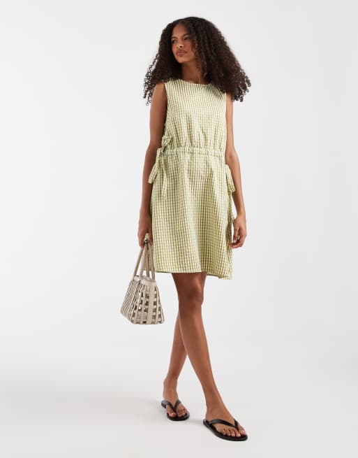 Vero Moda sleeveless bow tie side seersucker mini dress in green gingham print, 2 of 4