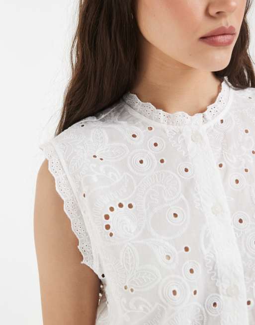 Vero Moda sleeveless broderie button front blouse with scallop edge in white, 3 of 4