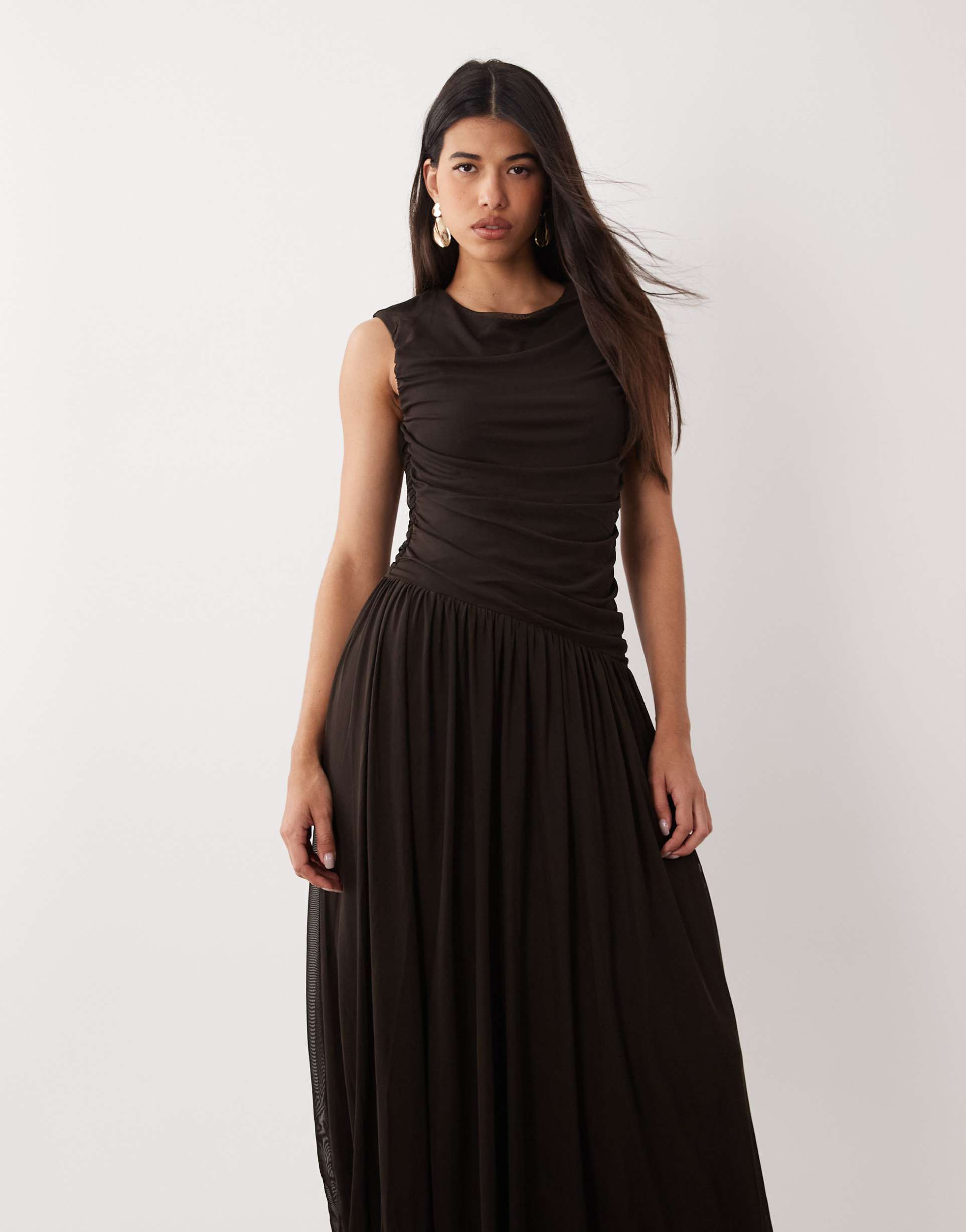 vero moda sleeveless ruched detail maxi dress with asymmetric waist in brown