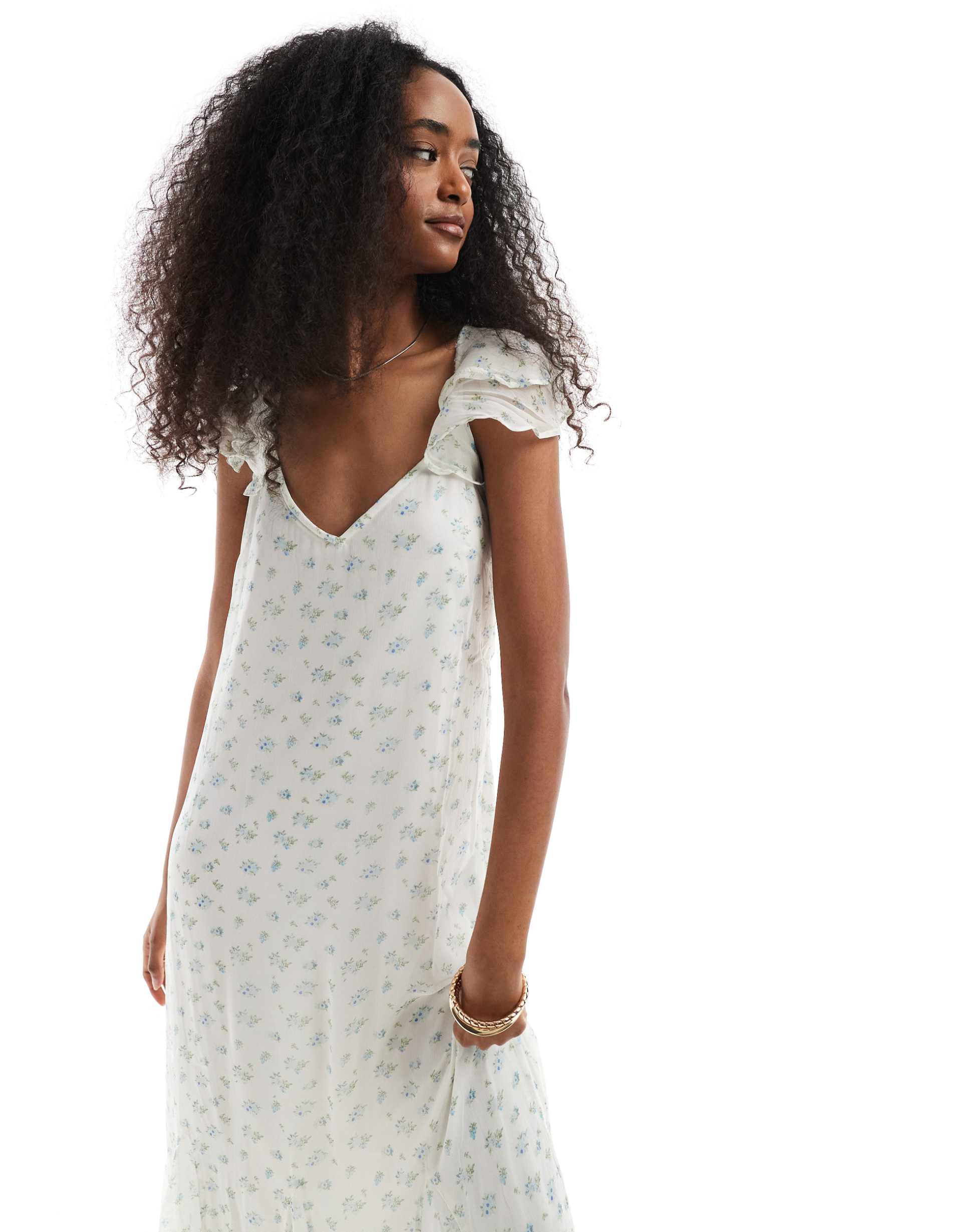 vero moda smilla flutter sleeve ankle dress in blue micro floral