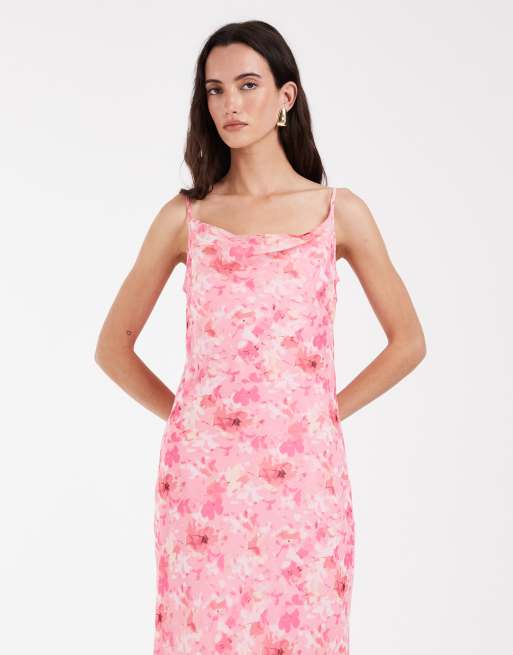 Vero Moda – Smilla – Rosa, blommig midiklänning i chiffong med draperad ringning och smala axelband, 2 av 4