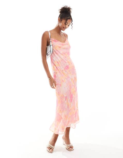 Vero Moda – Smilla – Träger-Midikleid in Rosa mit Wasserfallausschnitt und verschwommenem Blumenmuster - view 1