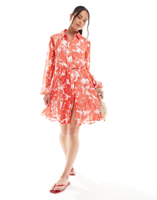 Vero Moda - Smilla - Vestito camicia morbido rosso a fiori con cintura, 2 di 4