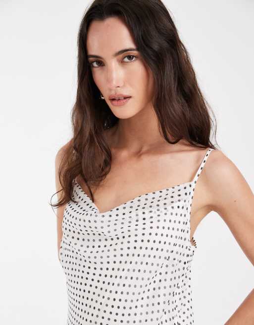 Vero Moda – Smilla – Vit och svartprickig midiklänning i chiffong med draperad ringning och smala axelband, 4 av 4