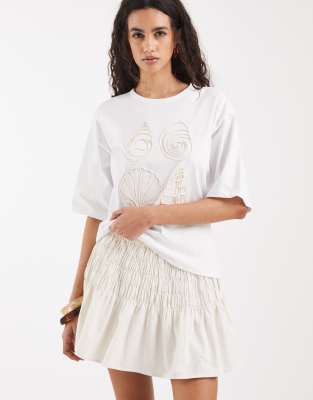 Vero Moda Smock Waist Mini Skirt In White