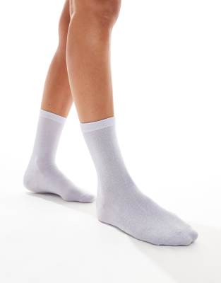 Vero Moda - Socken aus glänzendem Garn in Blass-Flieder-Lila