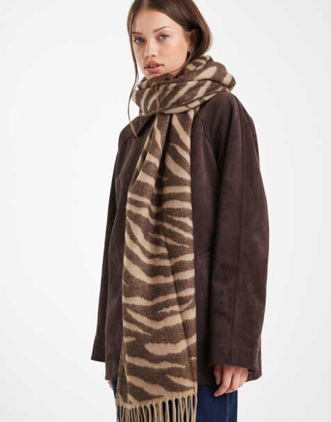 Vero Moda soft animal print jacquard tassel scarf in brown - view 1