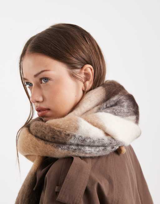 Vero Moda soft boucle scarf in cream, fossil and charcoal plaid