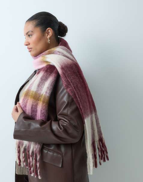 Vero Moda soft boucle scarf in oatmeal check - view 1