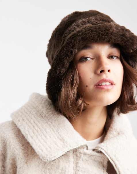 Vero Moda soft faux fur bucket hat in chocolate - view 1