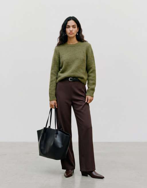 Vero Moda soft fluffy knit o-neck jumper in moss green, 2 of 5