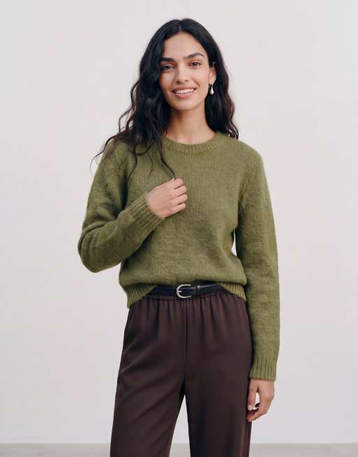 Vero Moda soft fluffy knit o-neck jumper in moss green, 3 of 5
