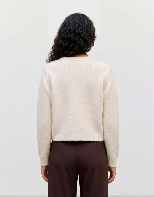 Vero Moda soft fluffy knit o-neck sweater in cream, 4 of 6