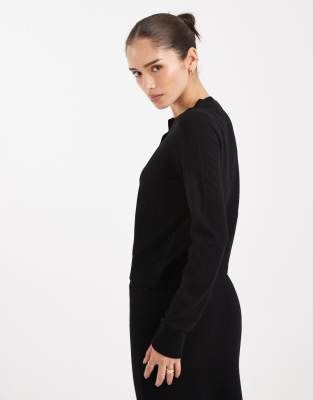 Vero Moda Soft Knit Button Up Cardigan In Black