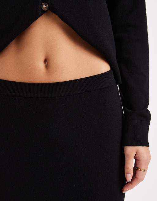 Vero Moda soft knitted midi skirt co-ord in black, 3 of 5