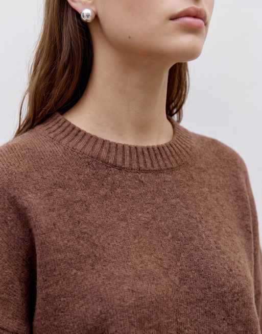 Vero Moda soft o-neck jumper in warm brown, 3 of 4