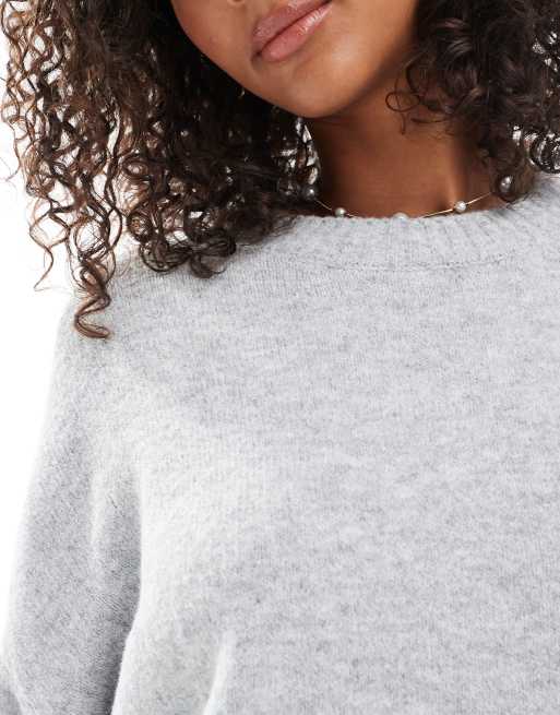 Vero Moda soft o-neck sweater in light gray melange, 2 of 4