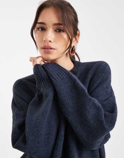 Vero Moda soft o-neck sweater in navy, 3 of 4