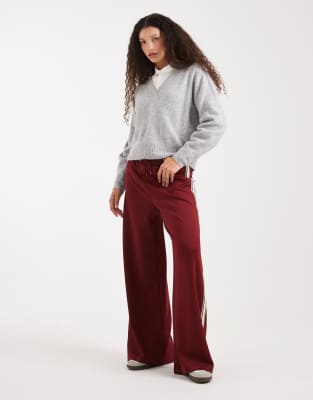Vero Moda Soft Oversized V-neck Sweater In Gray