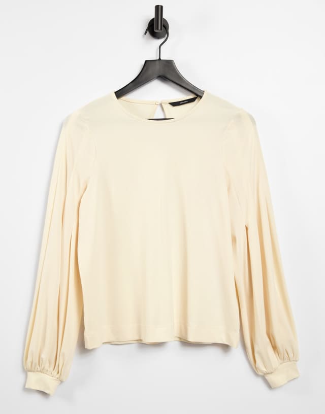 Vero Moda soft sweatshirt with volume sleeves in cream