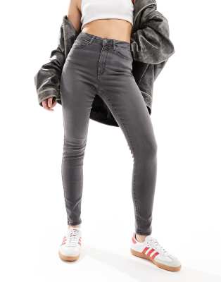 Vero Moda - Sophia - Eng geschnittene Jeans in verwaschenem Grau mit hohem Bund