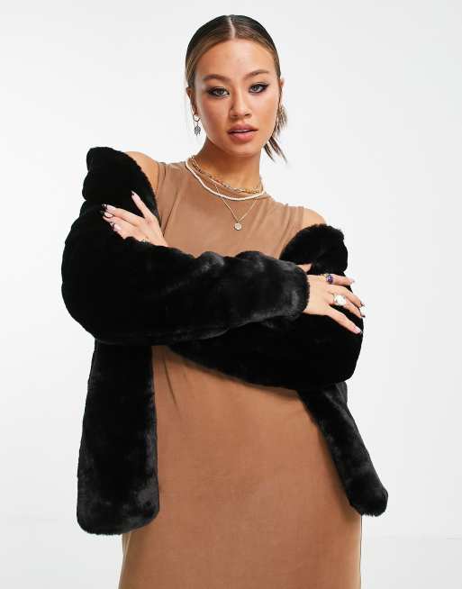 Vero Moda - Sort frakke i imiteret pels