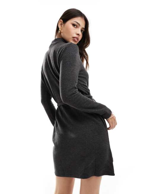 Vero Moda - Sort og meleret minikjole i strik med høj hals og bindebånd i taljen, 2 af 4
