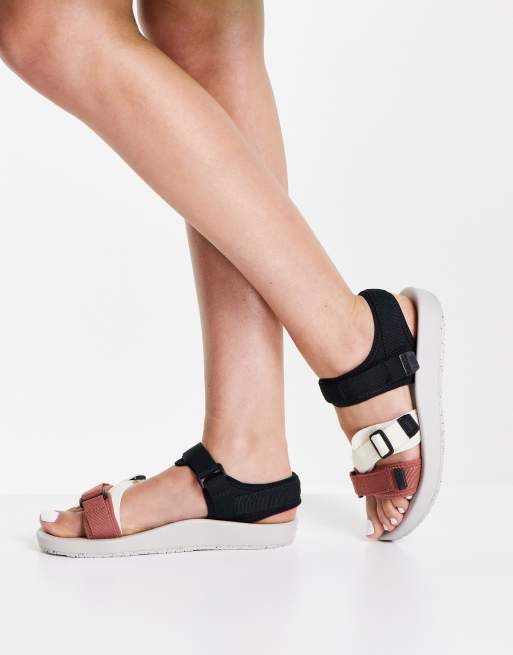 Sporty strappy sandals new arrivals