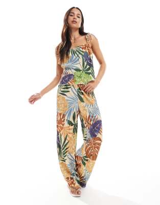 Vero Moda square neck plisse cami and high waist plisse trousers set in palm leaves print - view 1