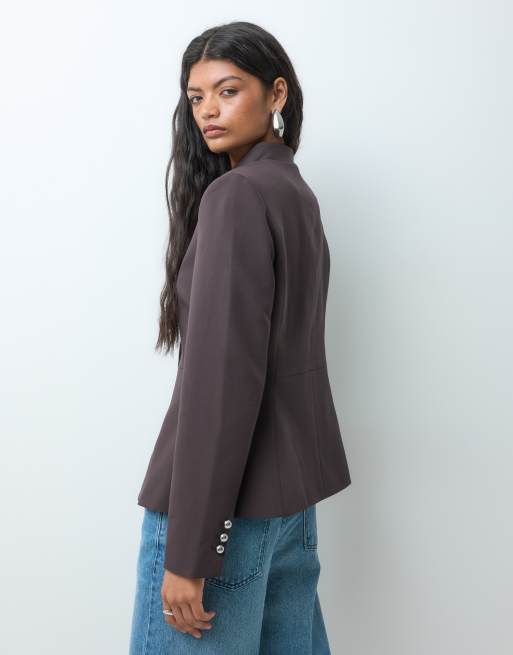 Vero Moda stand collar fitted blazer in chocolate brown, 5 of 5