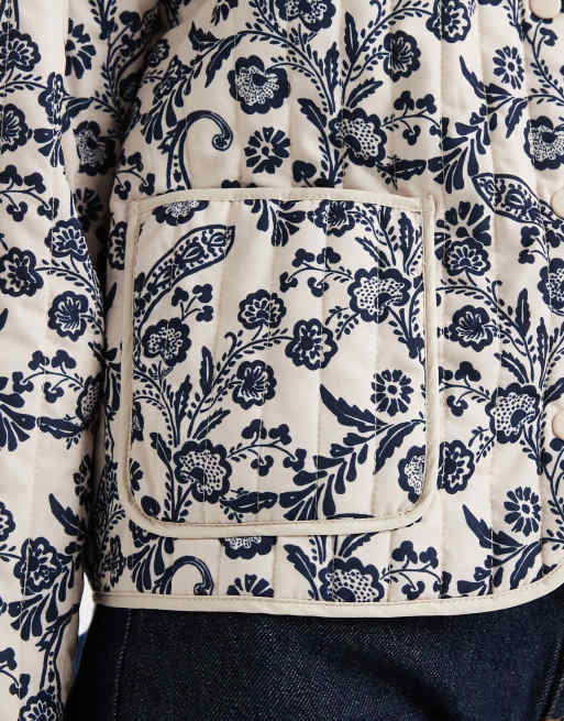 Vero Moda – Steppjacke in Cremeweiß mit blauem Paisley-Muster , 2 von 4