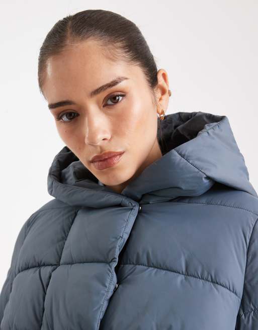 Vero Moda - Stormgrå kort dynejakke med skjult lynlåsdetalje, 3 af 4
