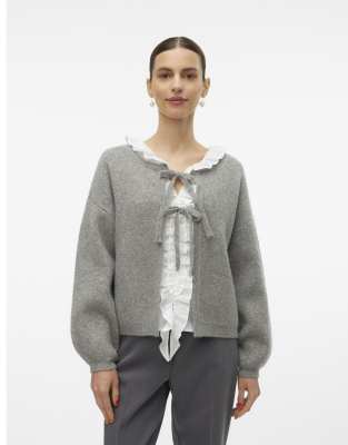 Vero Moda - Strickjacke in meliertem Mittelgrau