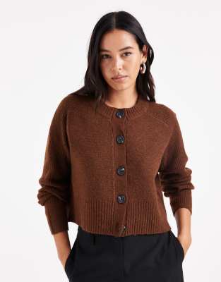 Vero Moda - Strickjacke in warmem Schokobraun mit gerippten Säumen-Brown