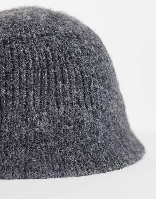 Vero Moda strikket bøllehat i mørkegråmeleret, 2 af 3