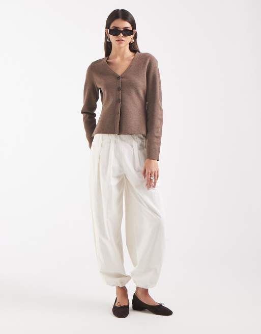 Vero Moda structured knitted cardigan in light brown, 2 of 4