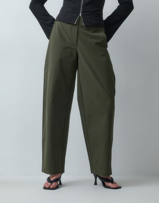 Vero Moda strukturalne spodnie tailored o kroju barrel, 2 z 5
