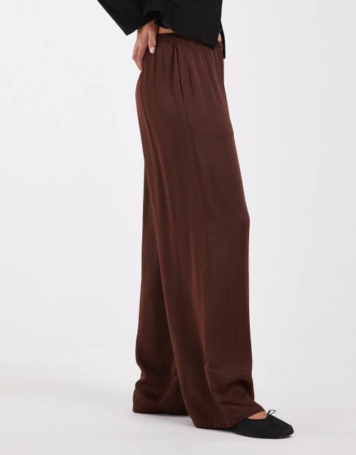 Vero Moda strukturierte Wide-Leg-Hose zum Schlupfen in Rostbraun, 2 von 5